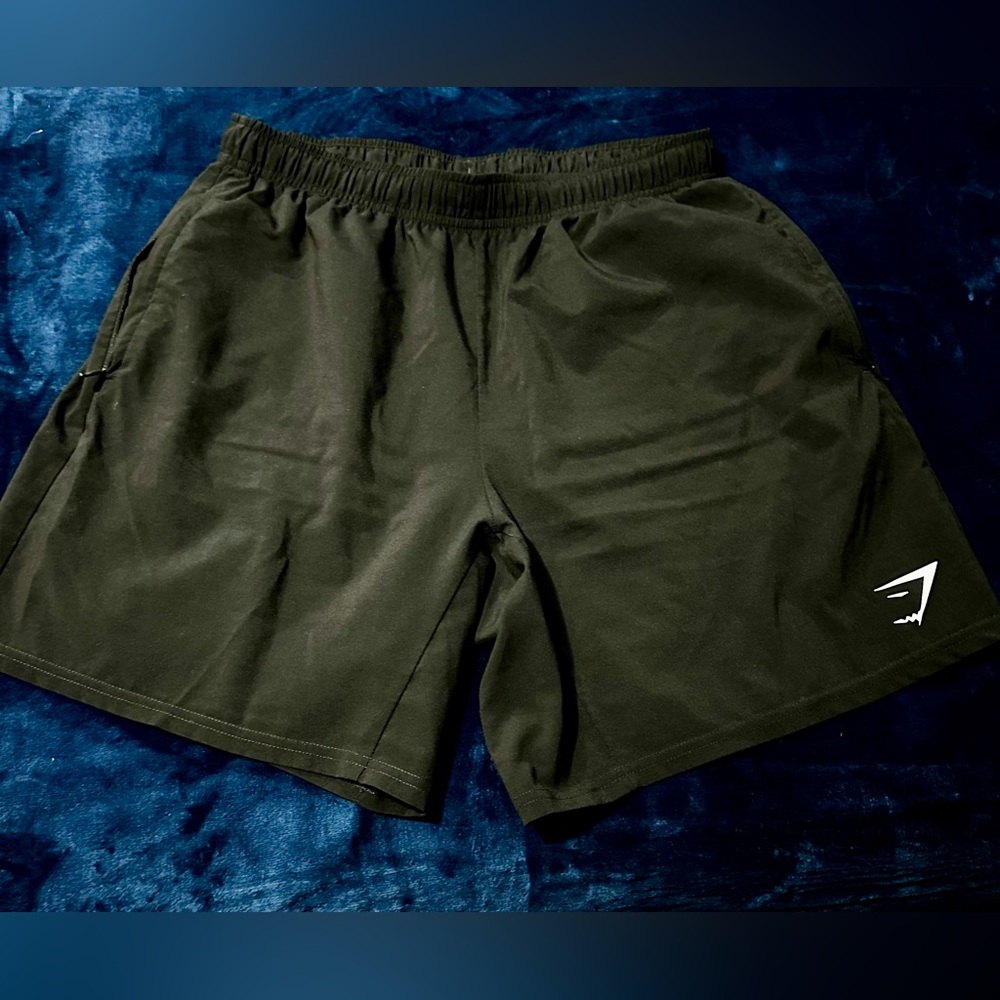 Gymshark Black Shorts Zippered Pockets Slimfit